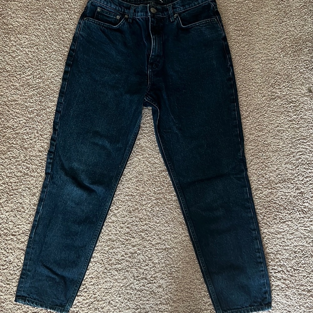 Women mom jeans